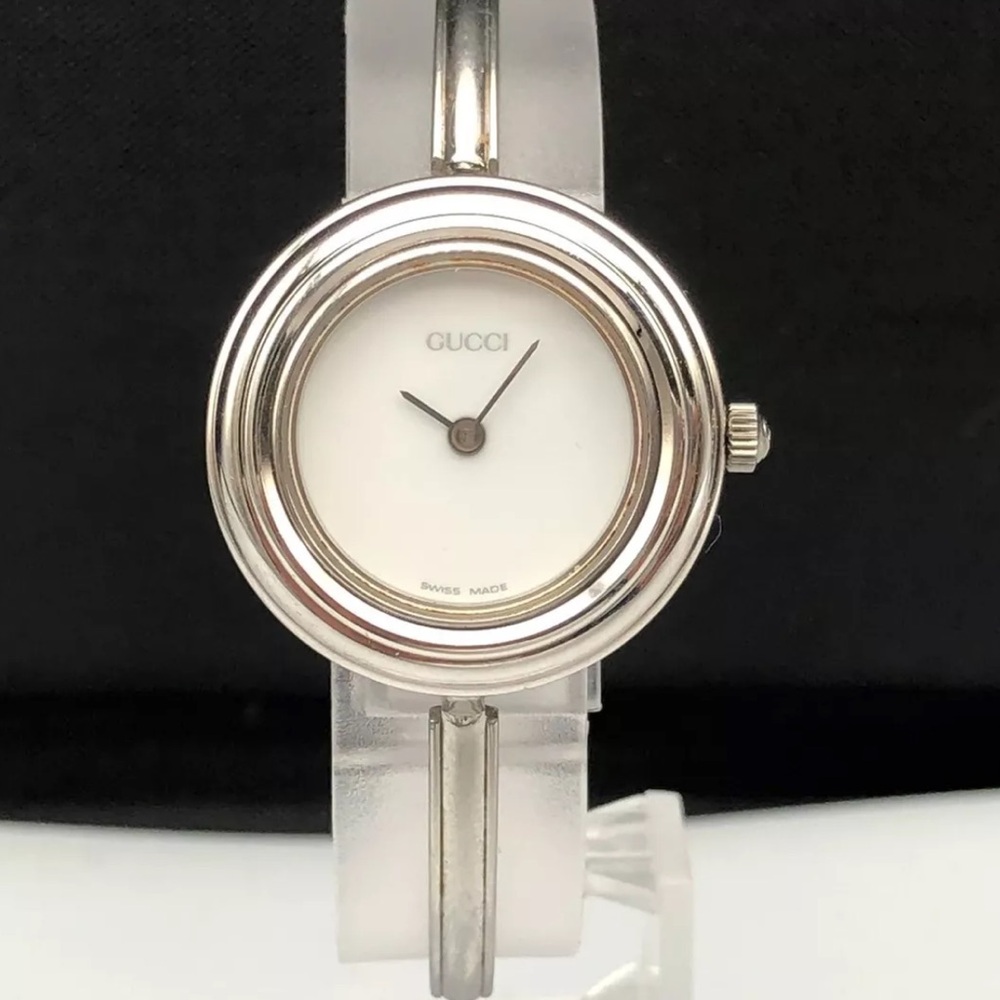GUCCI Luxury Statement Watch Stunning ๐ - Picture 9 of 9